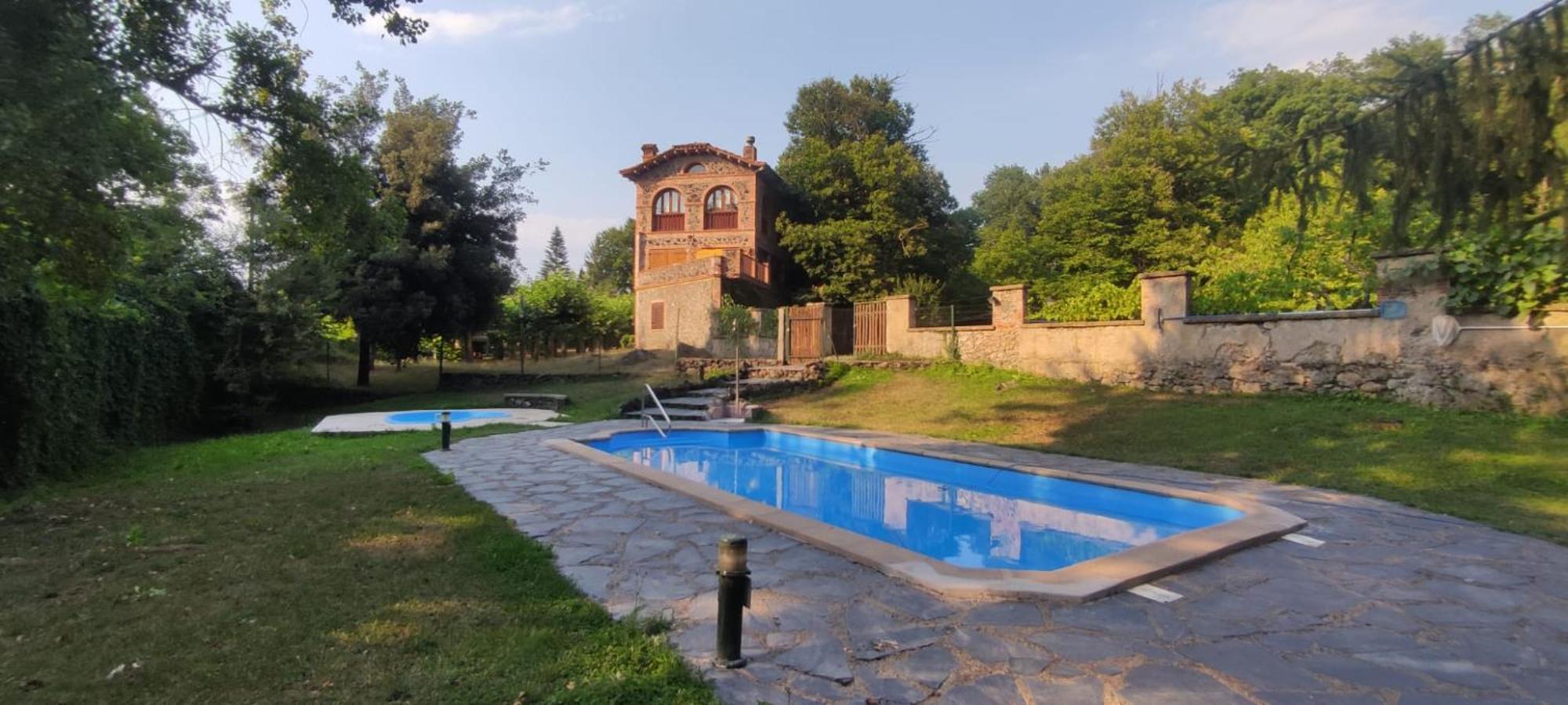 Apartaments Les Voltes Пресес Экстерьер фото