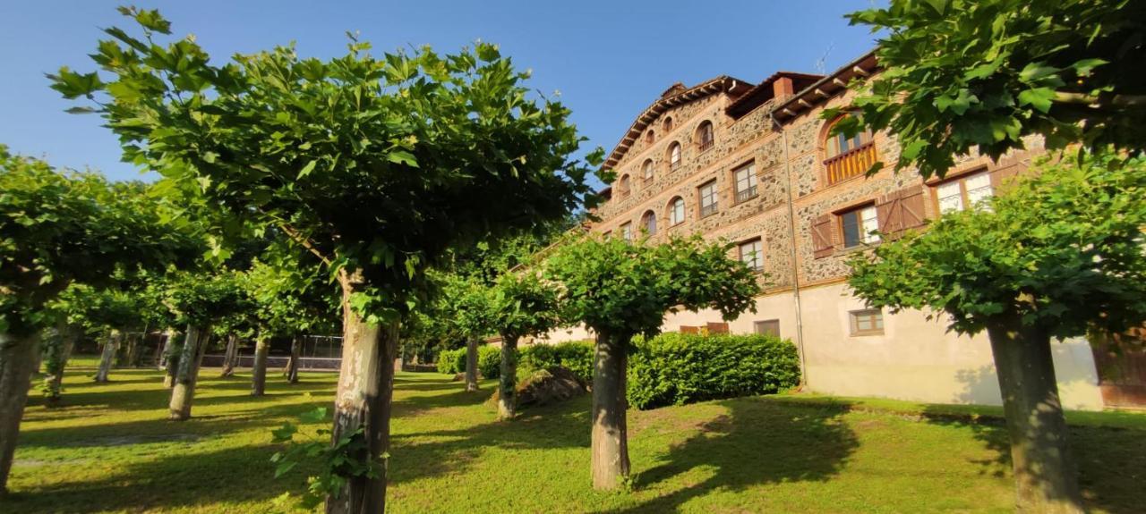 Apartaments Les Voltes Пресес Экстерьер фото